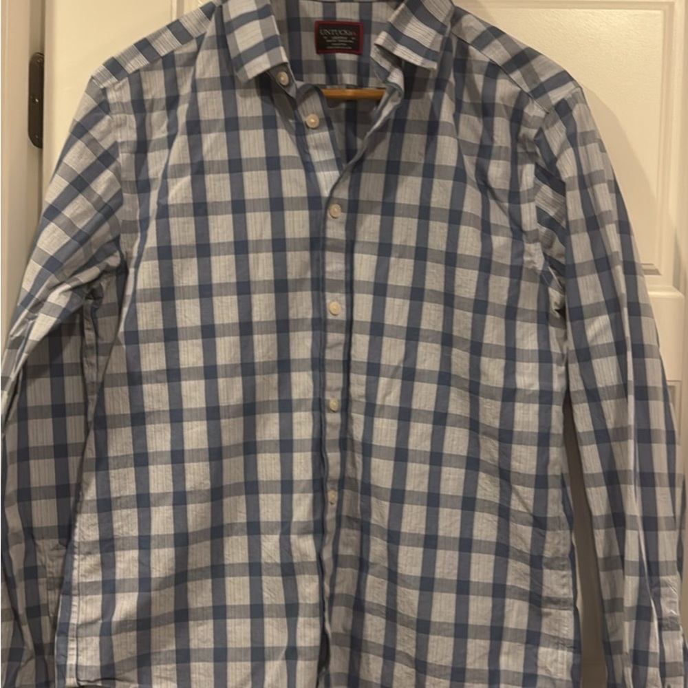 UNTUCKit Men's Medium Slim Fit Blue Plaid Shirt Wrinkle Free